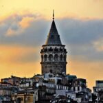 İstanbul'un sokaklarını, güzelliklerini anlatan 15 kitap!