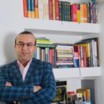 Talat Özyürek'in yeni romanı: Yanlış Yol