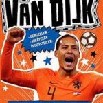 “Futbolun Süper Yıldızları - Van Dijk” raflarda