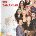 Hakan Eren, Türk popüler müzik tarihini anlatırken zamanda yolculuk yaptırıyor