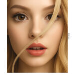 Sarah Crossan, Hey Zoey'da modern evliliğin kırılgan çatısını sorgularken aşkın ve arzunun karanlık ...