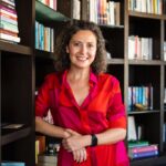 Yetkin bir yazar, özenli öyküler | Dursaliye Şahan