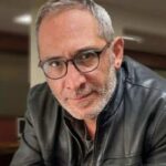 Devrim Koçak ikinci romanı Yağmurdan Sonra Bahardan Önce'de yakın geçmişimizden referanslar ve güçlü...