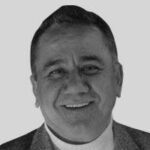 Hamdi Topçu, çevre sorunlarını da incelikle işlediği kitabıyla okurlara büyülü dünyaların kapılarını...