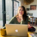 Alt Satır: Demet Özdemir | Semrin Şahin