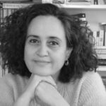 Aile ve kimlik üzerine çarpıcı insan hikâyeleri: Dikiş Tutmaz | Sülbiye Yıldırım