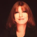 Duygu Asena Roman Ödülü Başvuruları sürüyor