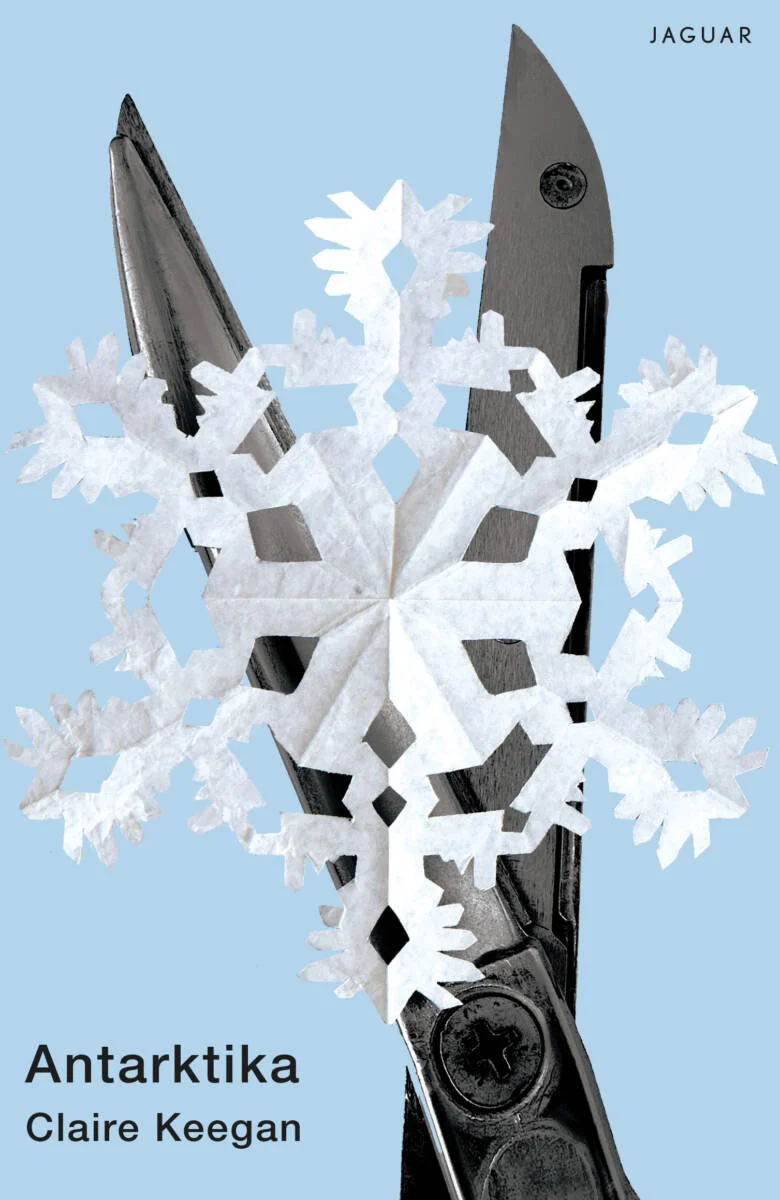 Claire Keegan’ı uluslararası üne kavuşturan, öykü sanatının yaşayan en büyük isimleri arasına sokan Antarktika raflarda