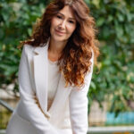 “Bir Panik Ataklının Günlüğü” Raflarda: Sessiz Çöküşten Özgürlüğe Uzanan 20 Yıllık Mücadele