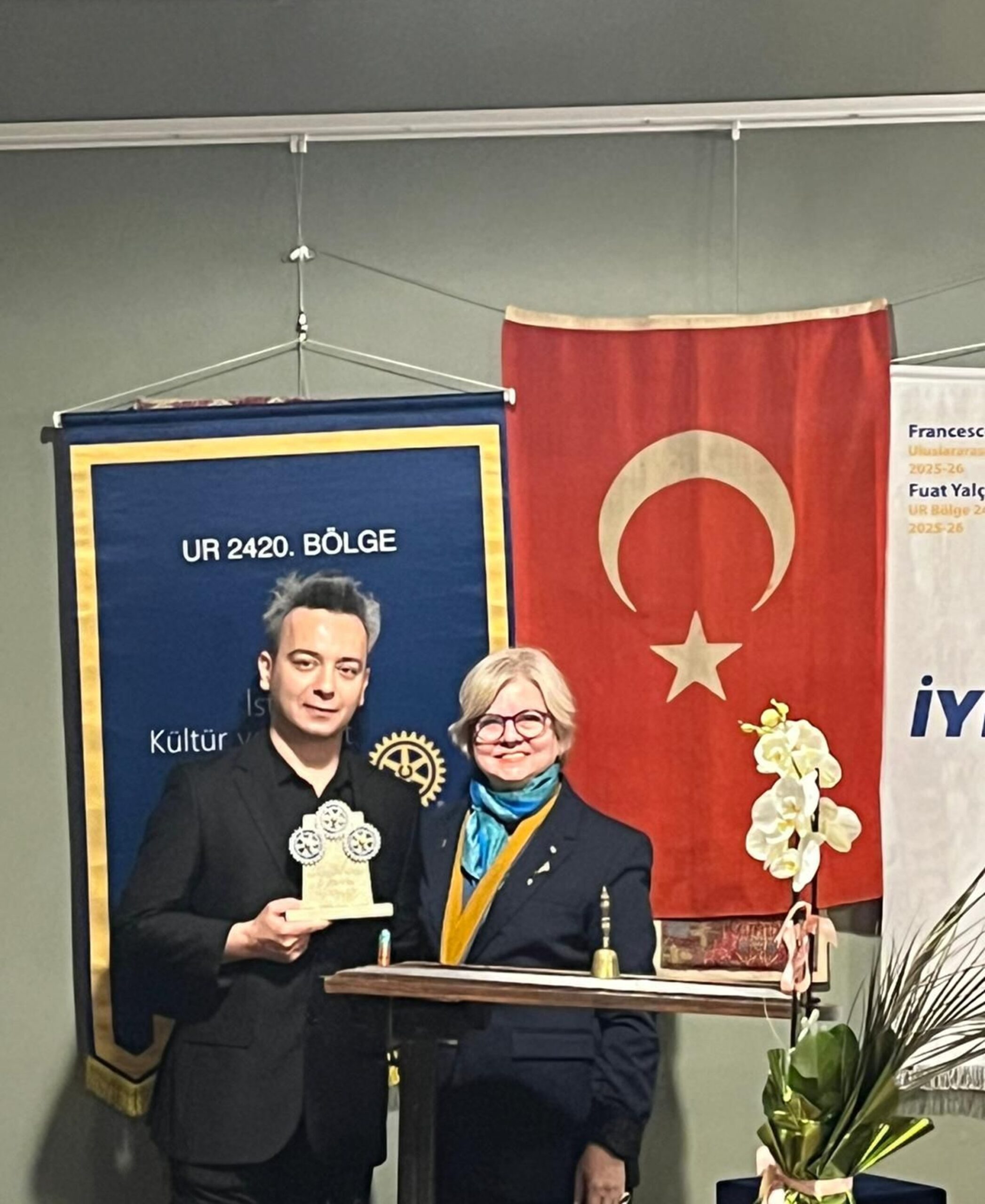 Dengin Ceyhan’a “Meslekte Üstün Hizmet” Ödülü