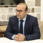 Talat Özyürek yeni kitabında okurlarını Adana’nın ara sokaklarına daldırıyor