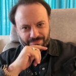 Erkan Erten'in yeni romanı Karanlık Kaya Azizleri okurla buluştu